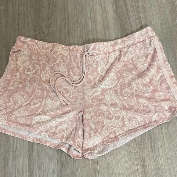 Lucky Brand soft stretch sleep/lounge shorts pink paisley large - Picture 9 of 10